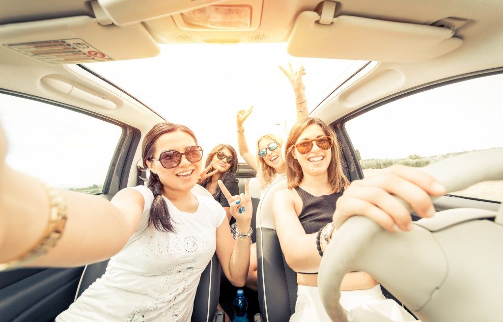Group of girls in a road trip